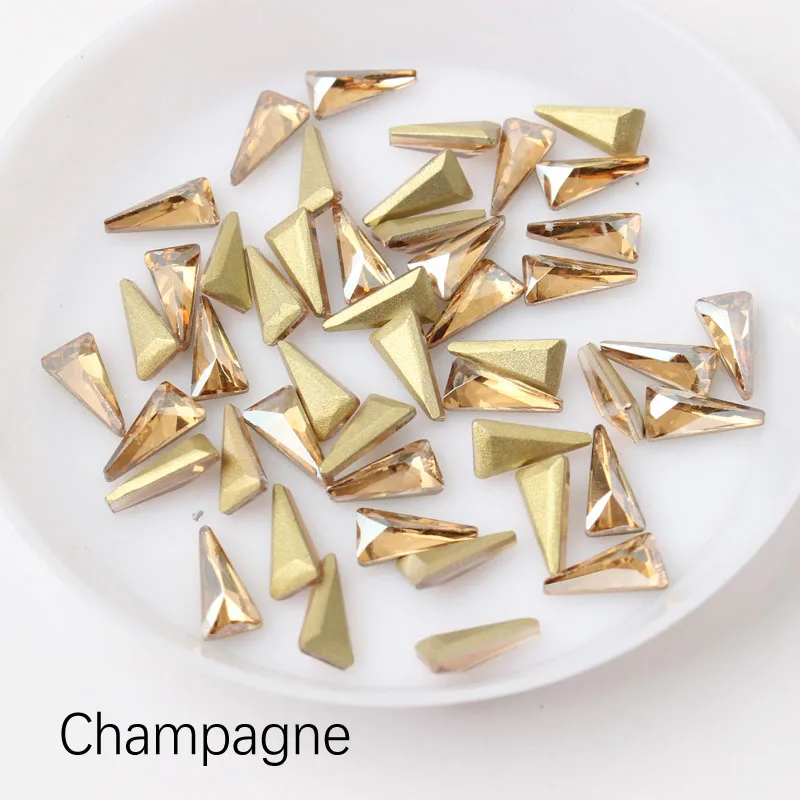 Champagne Горячая Распродажа длинные Треугольники 4x8 мм ногтей Стразы 10 видов цветов Необычные хрустальные камни 30/100 шт для 3D нейл-арта украшения - Цвет: Champagne