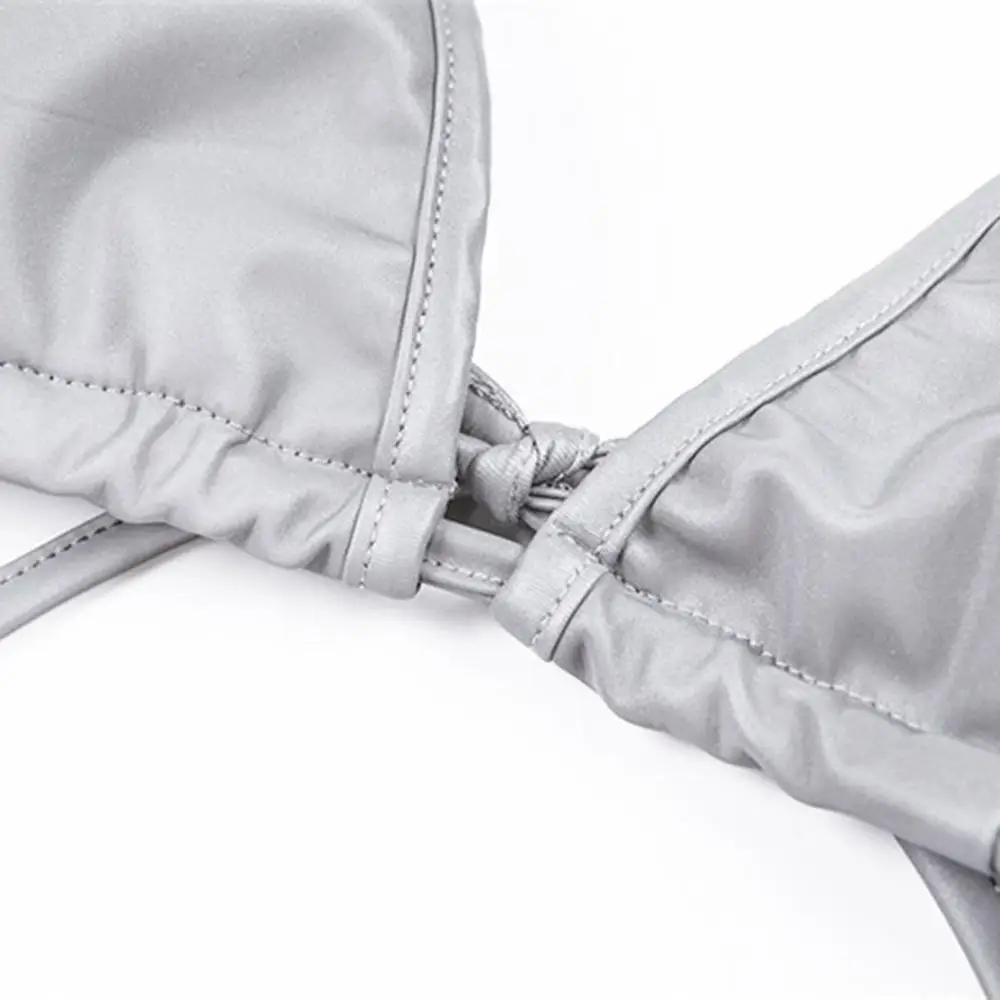 Комплект с серебристым светоотражающим бюстгальтером Соблазнительный комплект