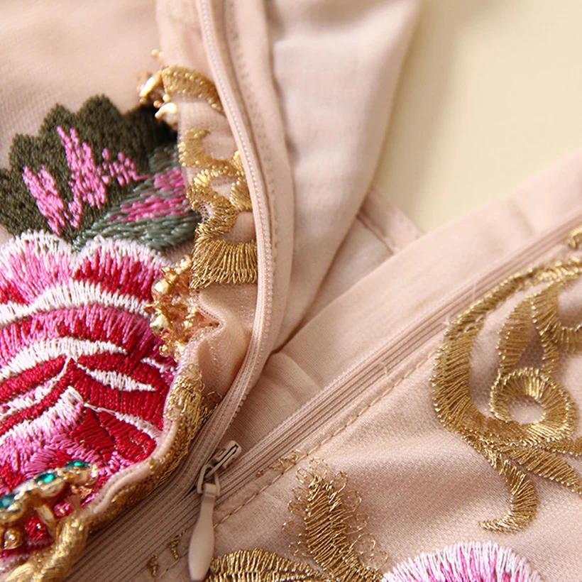 Цветочный Вышивка взлетно посадочной полосы Платья для женщин 2017 Для Высокое