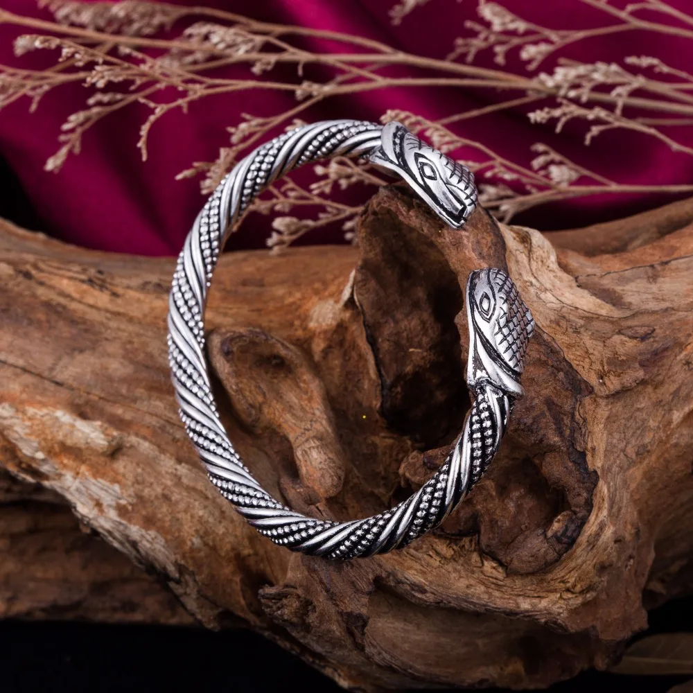 Skyrim сексуальный Змеиный сердечный браслет с розовым/синим кристаллом винтажные египетские Украшения Браслет-манжета женские браслеты на День святого Валентина