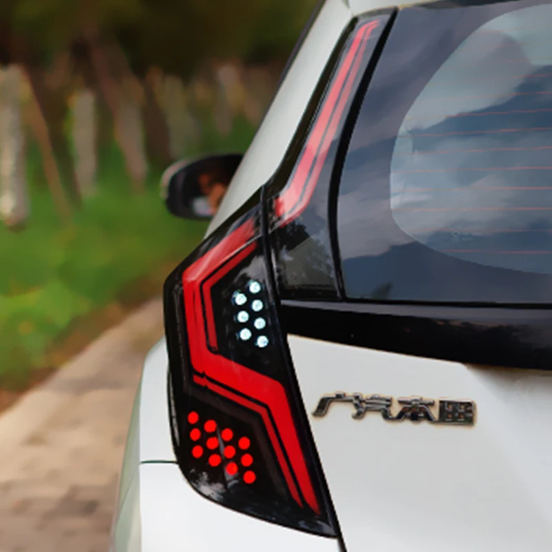 

Автомобильный мигающий задний фонарь для Honda Jazz/ Fit gk5 2014-2016, 4 шт.