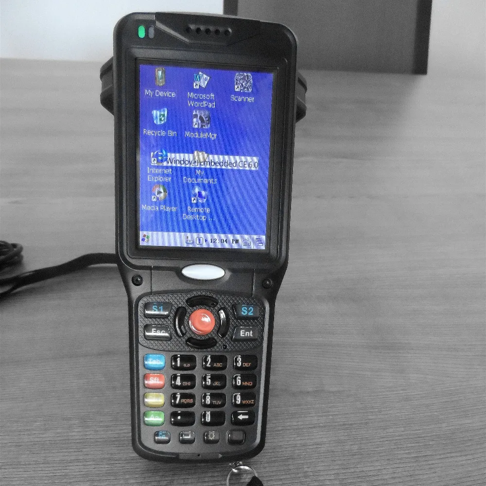 Ручной считыватель uhf rfid 860- 960 МГц 5 метров дальность считывания Impinj R2000 WinCE / Android OS