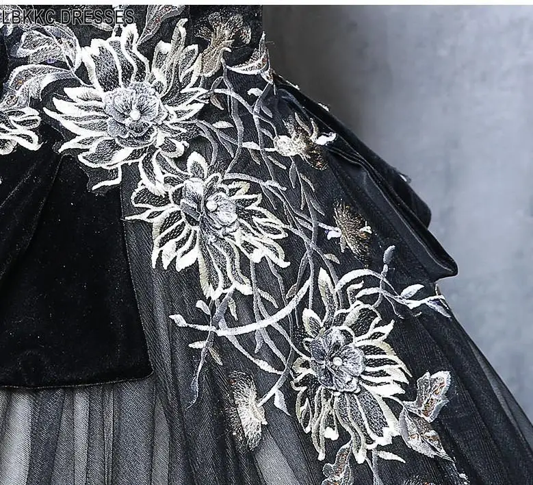 Платье для выпускного вечера с v образным вырезом кружевом черным тюлем и