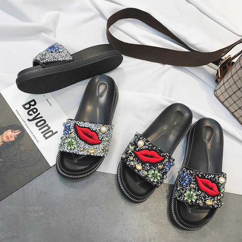 Дизайнерские женские пляжные сандалии с красными губами и стразами модные