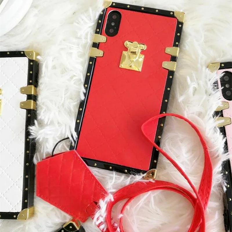 Aoweziic роскошный брендовый кожаный чехол для iPhone 11 pro max xr xs max чехол для телефона задняя крышка 6s 7 8 Plus PU мягкая оболочка с ремешком - Цвет: Red