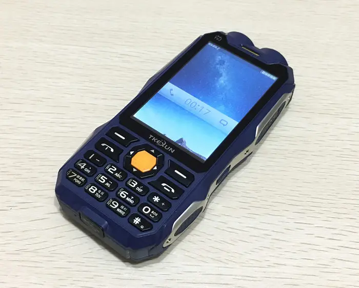 3," TKEXUN Q8 мобильный телефон с внешним аккумулятором аналоговый ТВ две sim-карты старшая двойная вспышка Q8 русский сотовый телефон