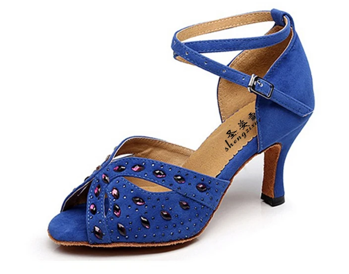 blue heel 6cm WUXIJIAO/Бархатный латинский танец со стразами; обувь для взрослых; женская обувь на высоком каблуке; летние сандалии для танцев на квадратном каблуке; мягкая подошва; Каблук 7,5 см - Цвет: blue heel 6cm