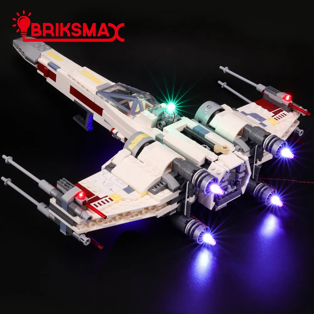 Комплект освесветильник BriksMax для бойцов Звездных Войн 75218 модель в комплект не