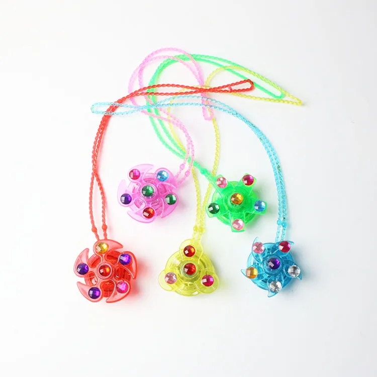 Gyro necklace Children's Luminous Wrist Band Manual Rotating Soft Flash Gyro Bracelet LED Cartoon Lights Glow In The Dark Toys for Kids - Color: Gyro necklace