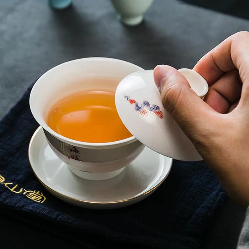 Белая фарфоровая разноцветная чайная чаша Gaiwan с крышкой набор блюдец для чайной