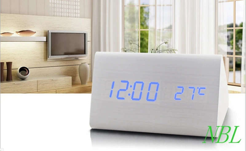 Настольные часы с деревянным звуковым управлением цветной светодиодный