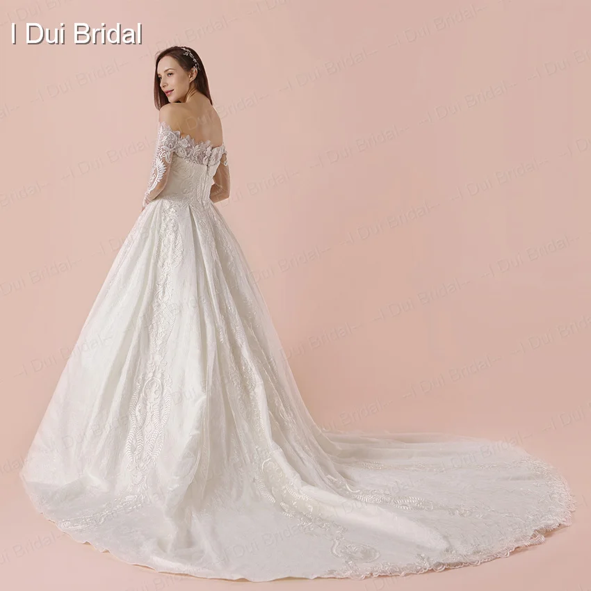 Off Shoulder Full Sleeve Wedding Dress Lace Appliqued Luxury High Quality Bridal Gown New