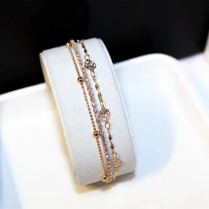 Женский браслет на цепочке с цветком розы золотистого цвета кристаллами|bracelets