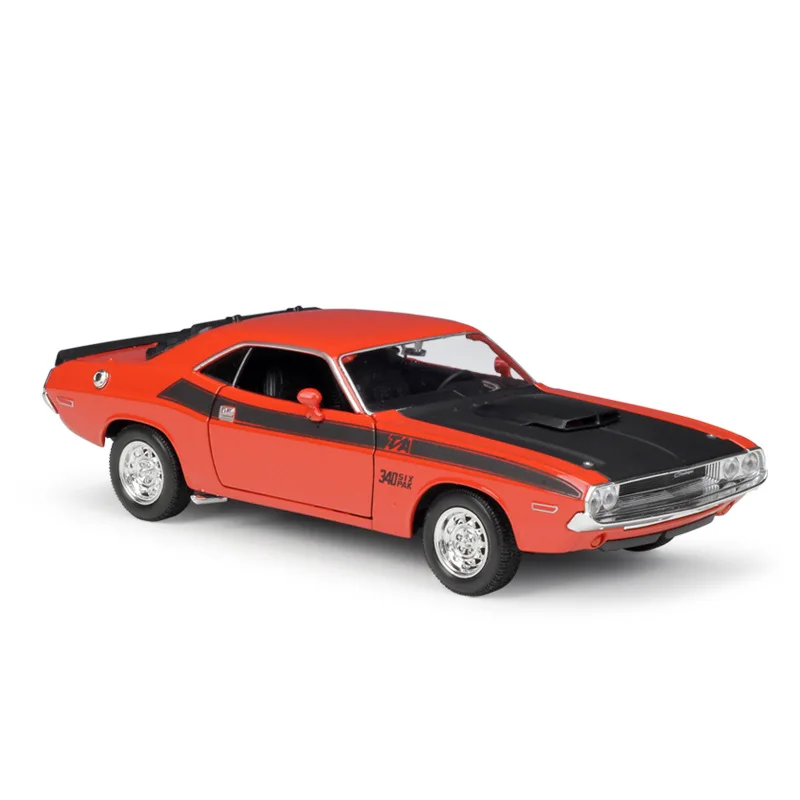 WELLY 1:24 Масштаб литой игрушечный автомобиль 1970 DODGE Challenger T/A Модель автомобиля металлический классический игрушечный автомобиль из сплава для детей Коллекция подарков - Цвет: Red