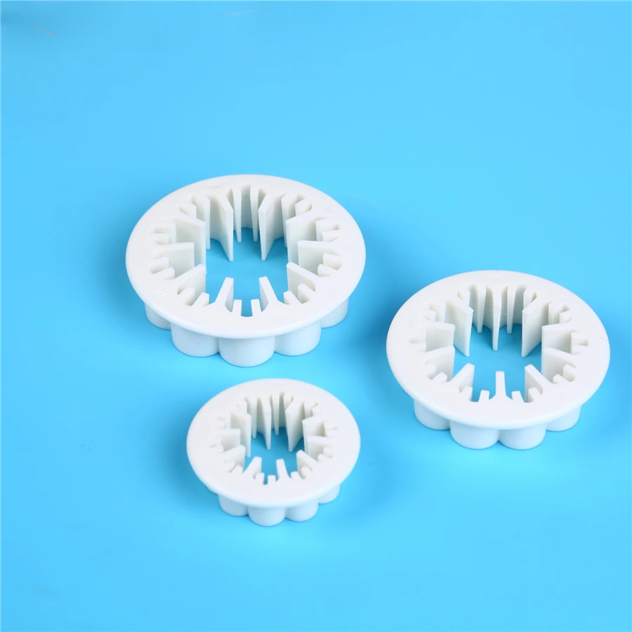 Three Pieces Of Carnation Cookie Mould Cake Mold Baking Tool Food Grade Plastic. BGMJ006 | Дом и сад