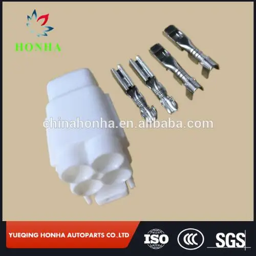 Бесплатная доставка 6180-4771 DJ7043-2-21 PA66 белый герметичный Авто 4 шпильки женский топливный инжектор разъем