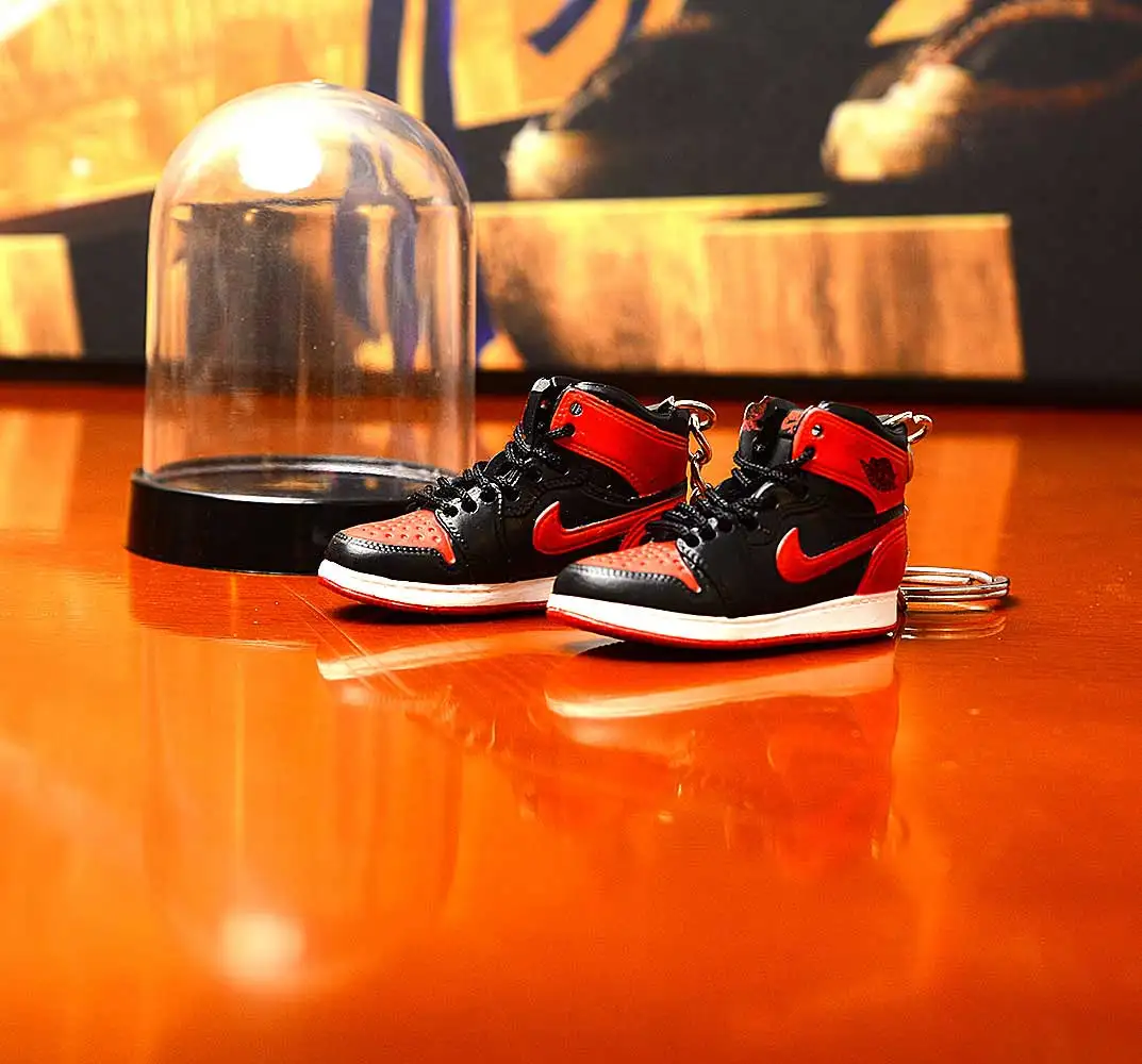 Air Jordan 1 OG брелок в виде кроссовка подвеска 3d мини-брелок на цепочке стерео Баскетбольная обувь модель автомобиля пара кукла аксессуары