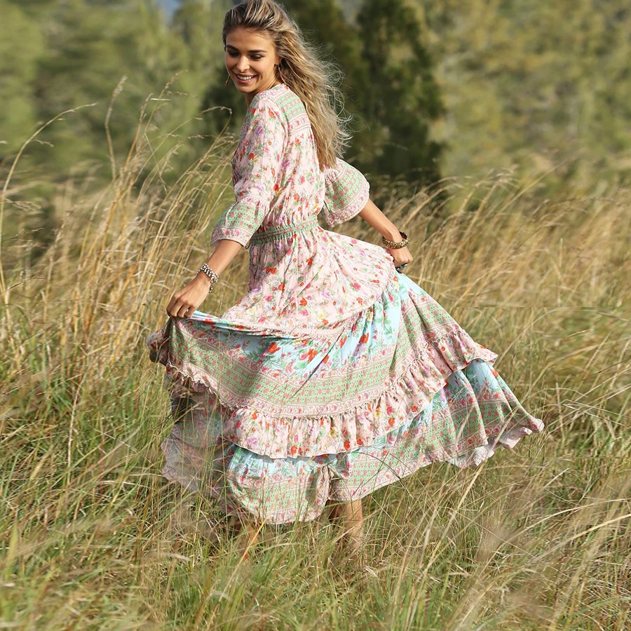 Женское платье макси TEELYNN розовый цвет вискоза цветочный принт v образный вырез