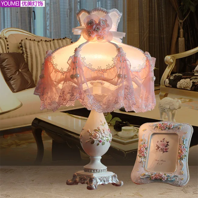Европейской роскоши принцесса кружева пастырской спальня тумбочка лампы