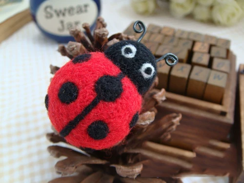 Faramita Holiday Women Girls Cute Wool Felt Hand-made Brooch Whale+tortoise+ladybird Cartoon Customize Decoration 2019 Manual | Украшения и