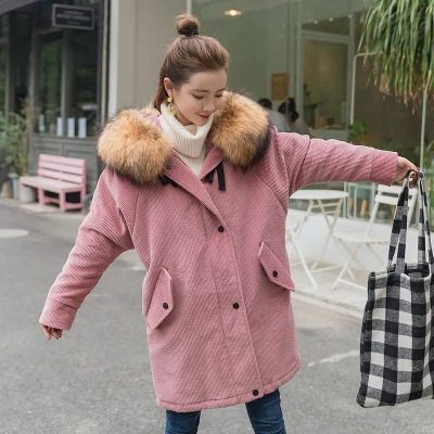 Pink Зимняя женская куртка средней длины модная новая свободная верхняя одежда утепленное теплое пальто с капюшоном Вельветовая Женская хлопковая куртка DD494 - Цвет: Pink