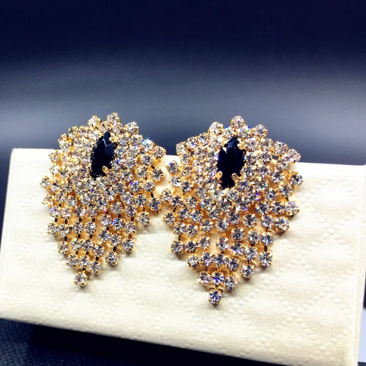 Новое поступление опт и розница высококачественные стразы серьги гвоздики для