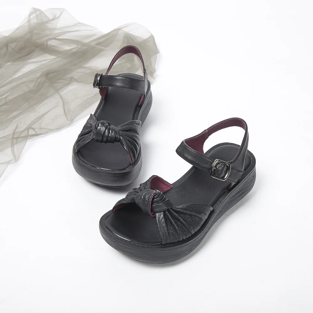 2019 summer new retro women's shoes leather handmade flower sandals with thick sole buckle fish mouth middle-aged | Обувь