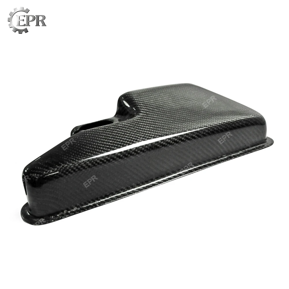 Крышка расширительного бака для охлаждающей жидкости из углеродного волокна