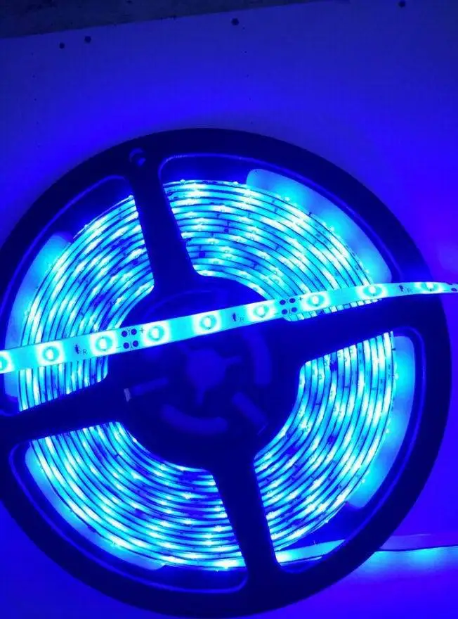 Водонепроницаемая светодиодная лента 100 м SMD3014 60 светодиодов/м RGB/Белая