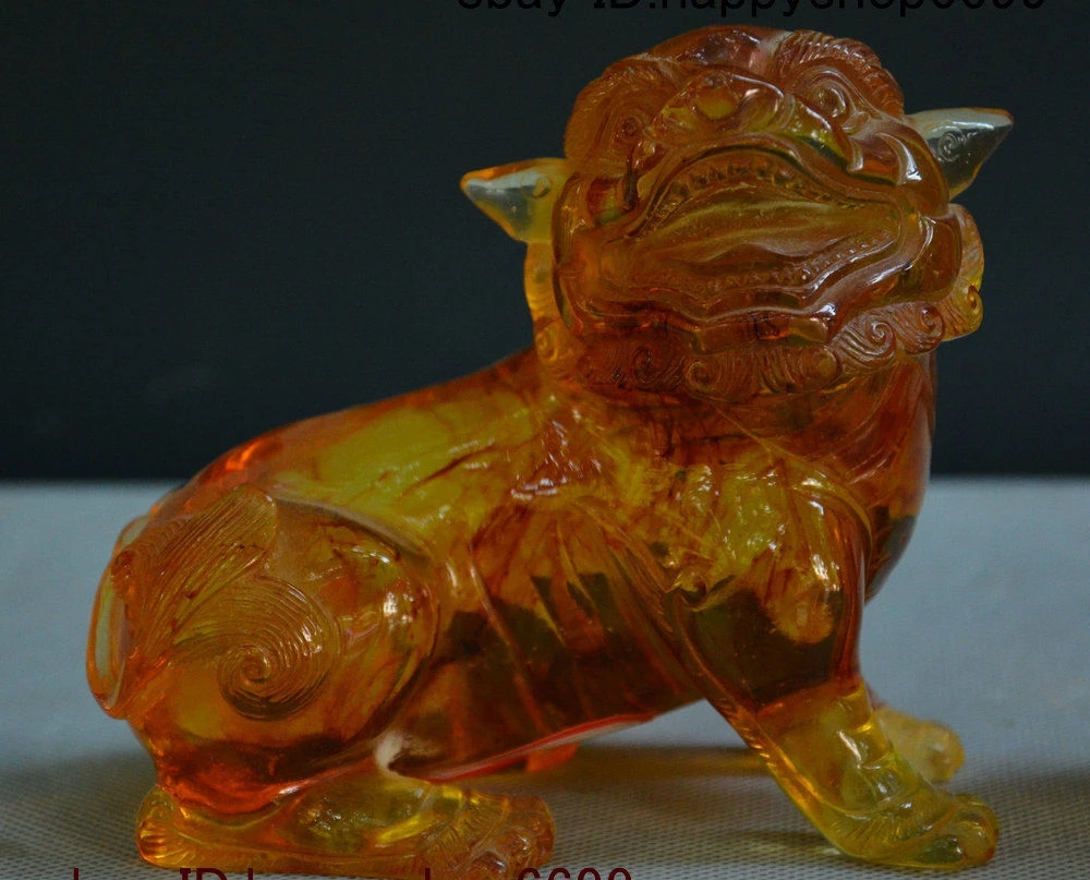 Китай Янтарный ручной резной собака Фу Собака Guardion Лев мяч львица статуя