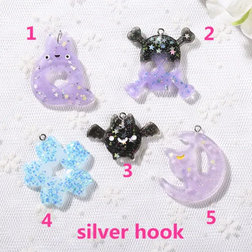 silver hook 16 шт Череп Сакура Тоторо амулеты Смола амулеты ожерелье кулон брелок амулеты для украшения сережек DIY - Окраска металла: silver hook