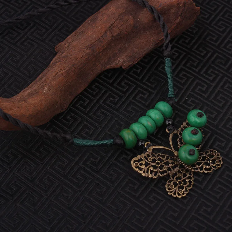 Ожерелье чокер в этническом стиле ожерелье с Зелеными камнями и подвесками