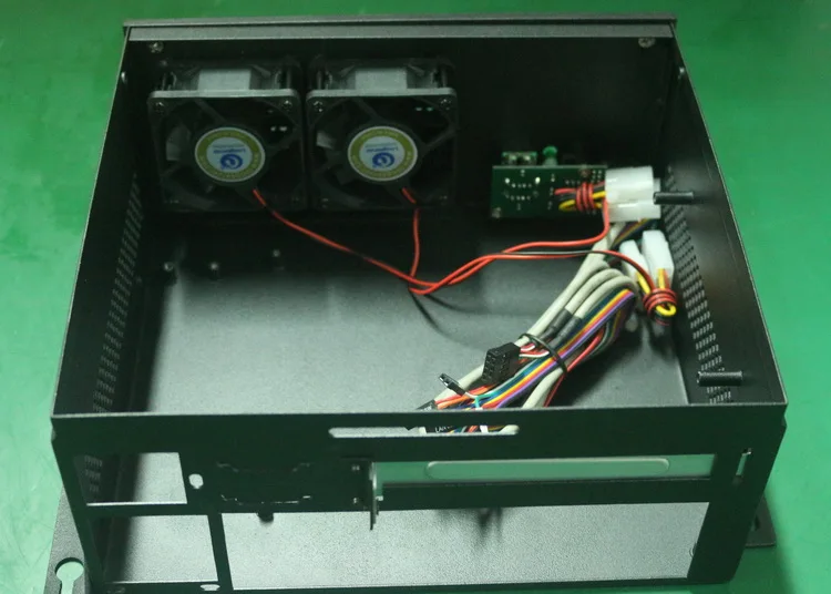 ITX настольный корпус Малый Промышленный контроль совместим с 17*17 см материнская плата гибкий источник питания маленький чехол для компьютера