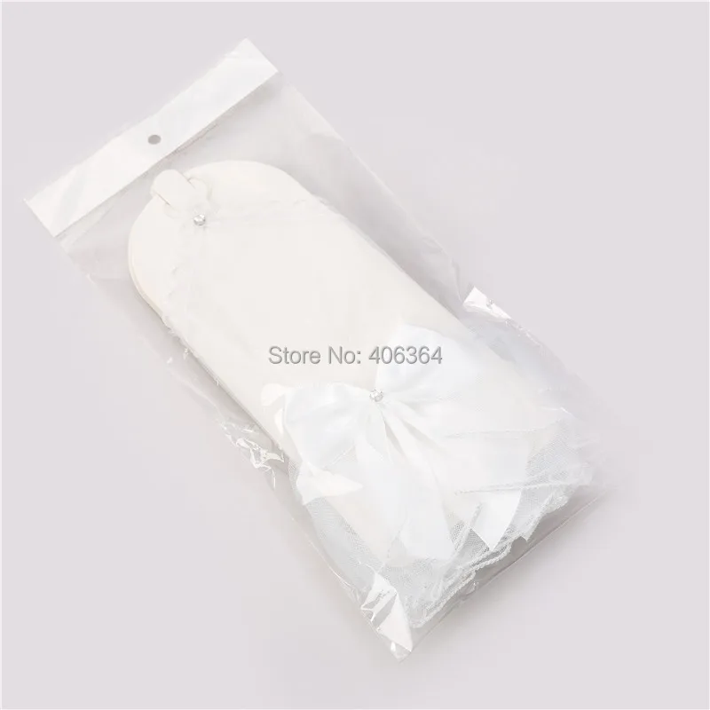 Женская обувь с открытыми пальцами украшением в виде кристаллов бантом наличии