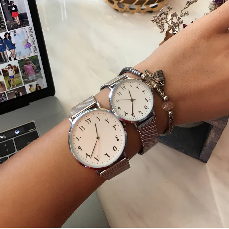 Роскошные BGG Марка уникальные арабские цифры 2017 белые черные часы для влюбленных