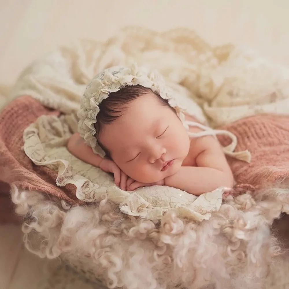 

New Newborn Baby Crochet Lace Positioner Pillow Infant Studio Photo Shoot Props