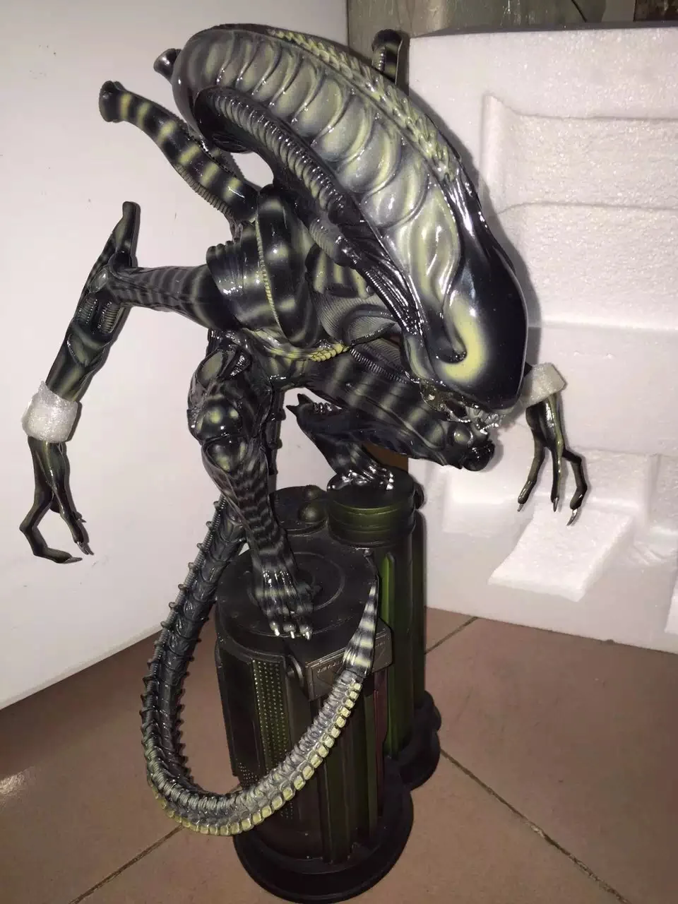 Горячая Распродажа 1:4 масштаб Alien vs Predator 60 см Войлок приседает как AVP инопланетный воин ручной модели предметы мебели