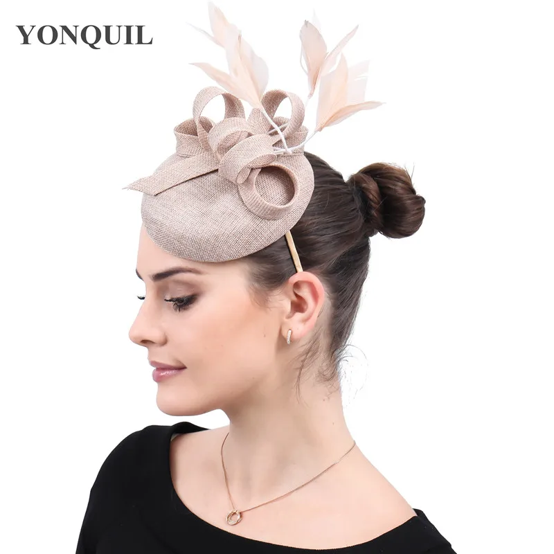 Новая женская хаки фасцинатор Пенни Меш Перьевые Шляпы Модные Ленты Женские Свадебная Вечеринка Федора Шляпа Удивительные Аксессуары SYF570