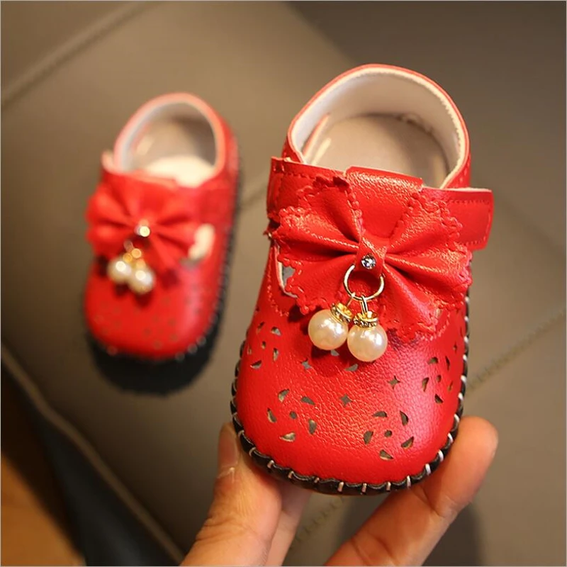 Летние сандалии для маленьких девочек Красивая светящаяся детская обувь с