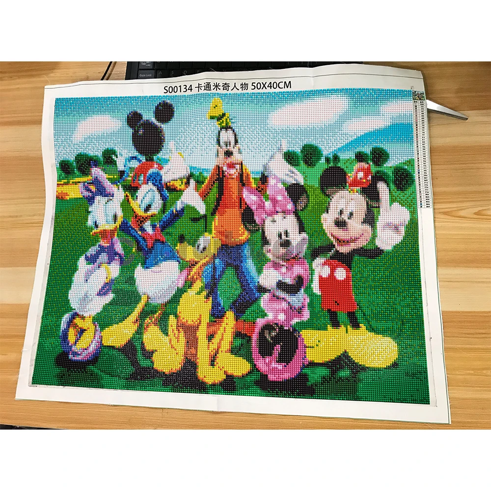 

Diamond Painting Full Square/Round Drill Father Christmas Santa Claus Merry 5D Daimond Embroidery Mosaic Cross Stitch 302DP