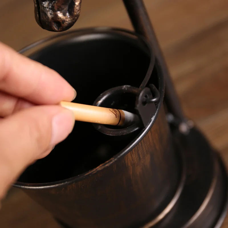 Retro creative iron ashtray bar restaurant office decoration ornaments personalized multi-functional Faucet cigarette | Дом и сад