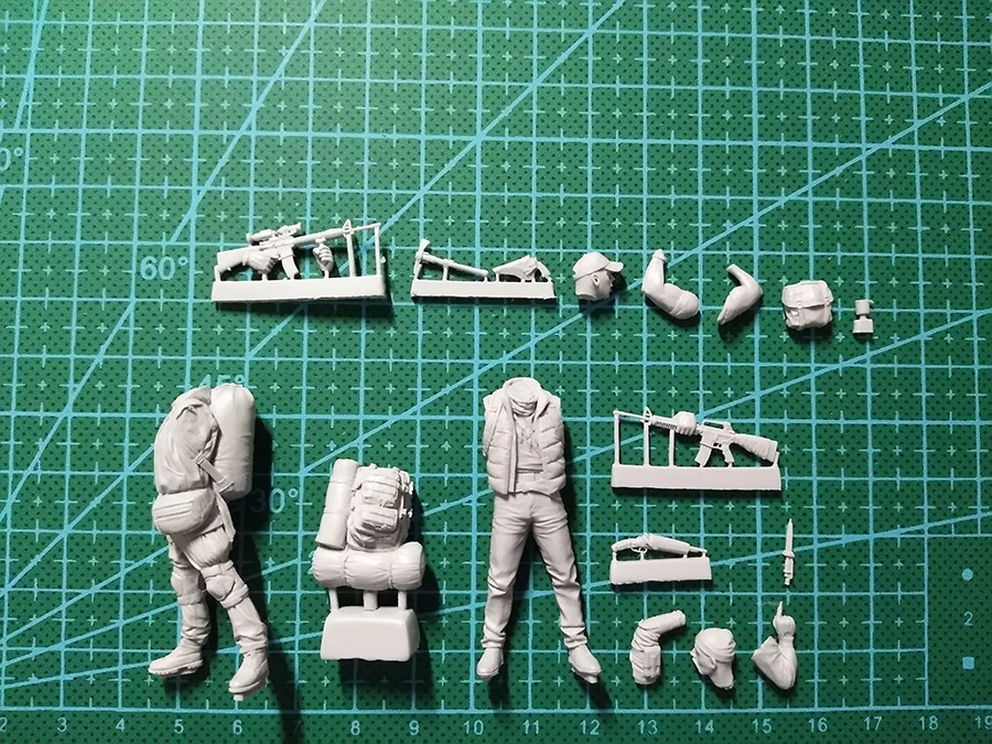 Комплект неокрашенных фигурок солдат из зомби-войны 1/35 ходячих исторические