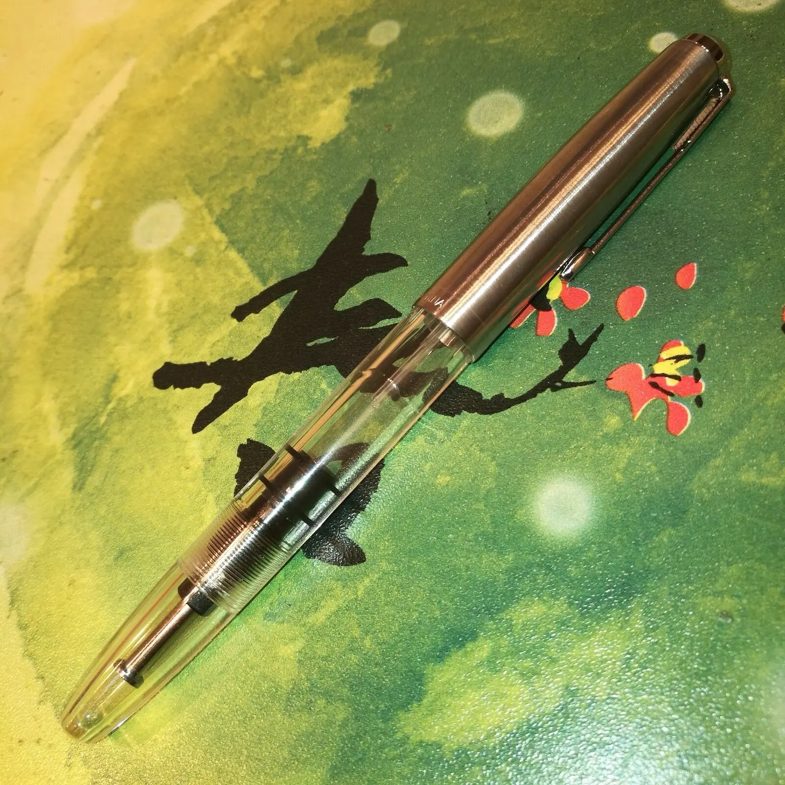 Wing Sung 601, вакуумная авторучка, чернильная ручка, обновленная версия, поршневая серебряная крышка, канцелярские принадлежности для офиса, школы - Цвет: 1