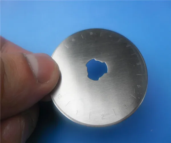 Горячая Распродажа 100 шт./лот 45 мм вращающееся лезвие резака Ugyen Hop steel SKS 7|45mm rotary