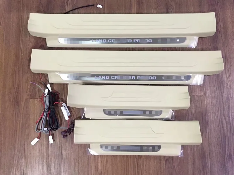 BEIGE COLOR Интерьер автомобиля светодиодный порога пластина приветственные огни потертости Nerf бар работает Панели охранники входа крышка подходит для PRADO FJ150 - Испускаемый цвет: BEIGE COLOR