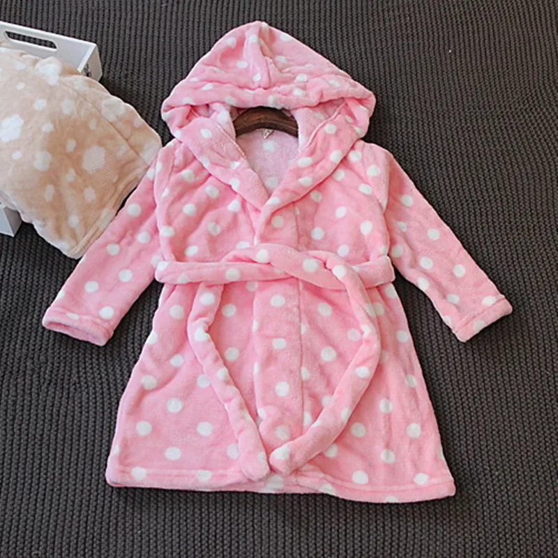Новое поступление Детские весенне-зимние теплые мягкие халаты модель 2018 года для