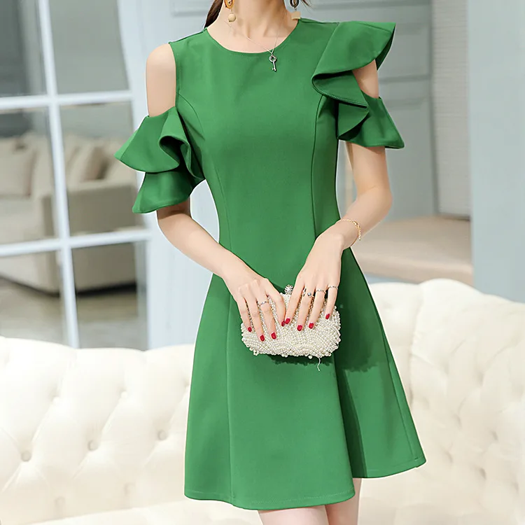 

2019 Summer New Strapless Dress Women Korean Sweet Petal Sleeve A-line Dress Solid Color Fashion Slim Party Dress