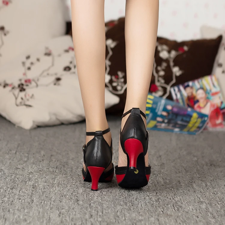 Женские атласные туфли для танцев с закрытым острым носком латиноамериканских