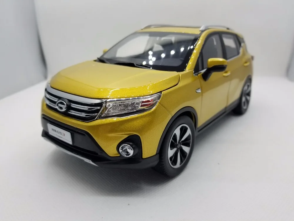 

Модель литая под давлением 1:18 для GAC Trumpchi GS3 2017 Gold SUV, миниатюрный игрушечный автомобиль из сплава, коллекционные подарки, китайский бренд