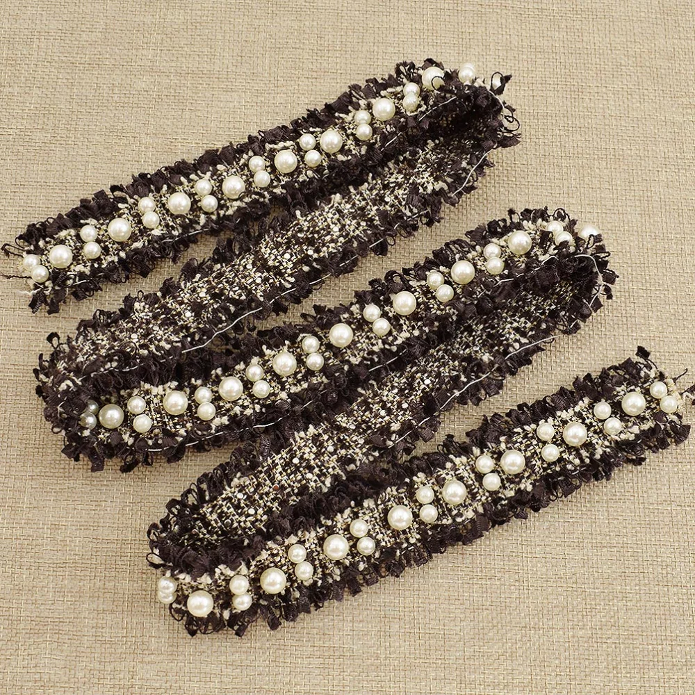 Лента с искусственным жемчугом и вышитыми краями для рукоделия ручная работа